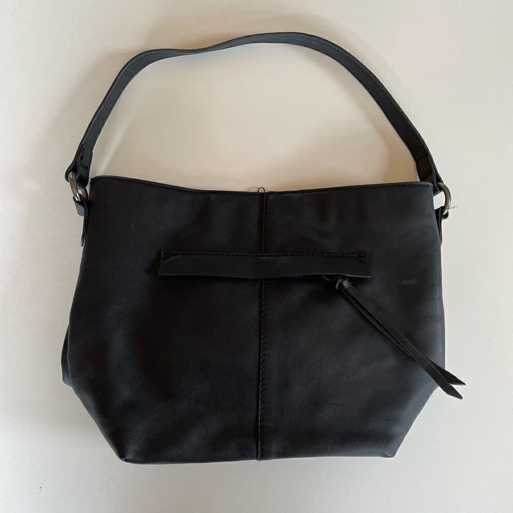 Euc Universal Thread Womensblack Shoulderbag - image 6